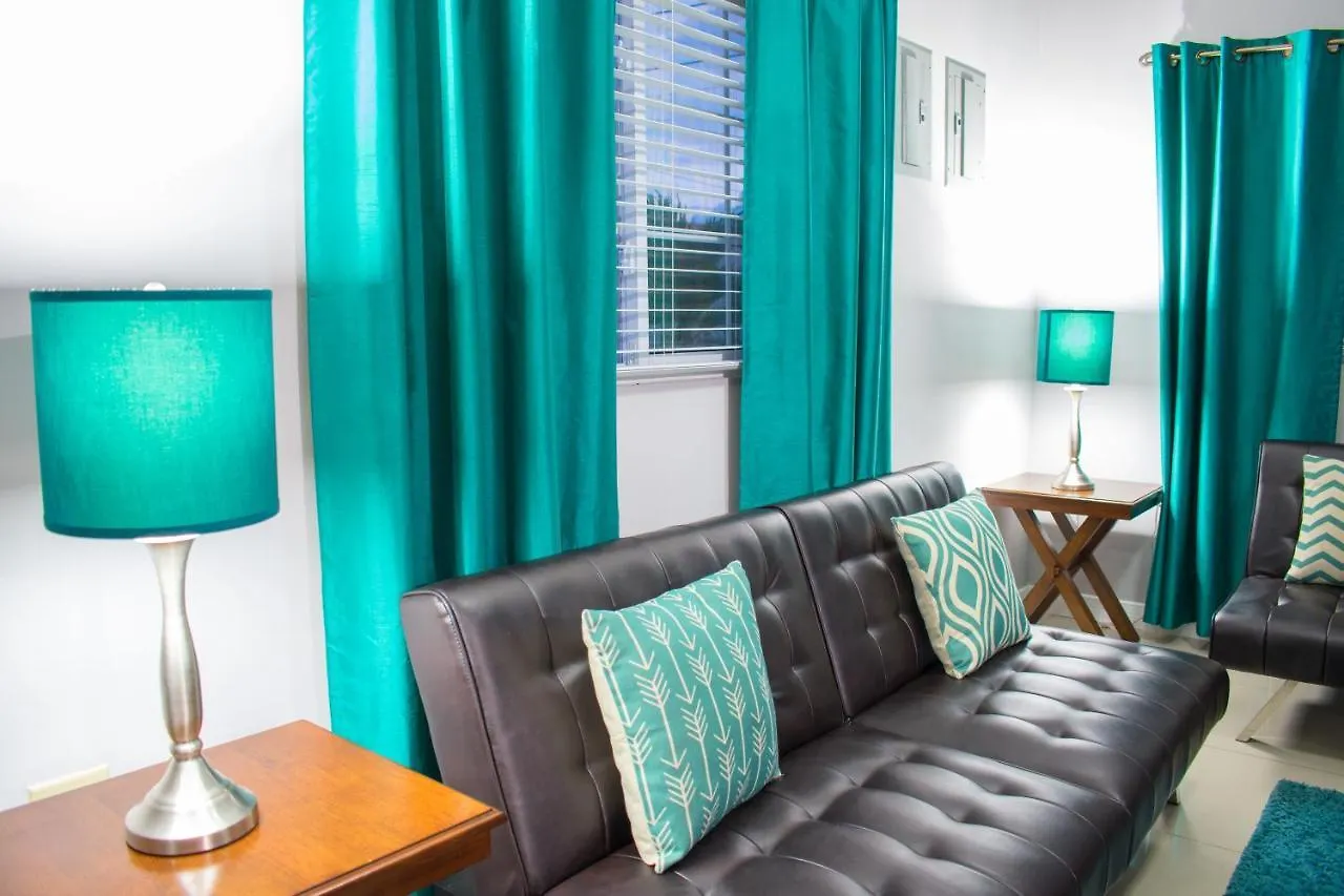Casa Victoria Golf Retreat Apartment Ellis Caymanas