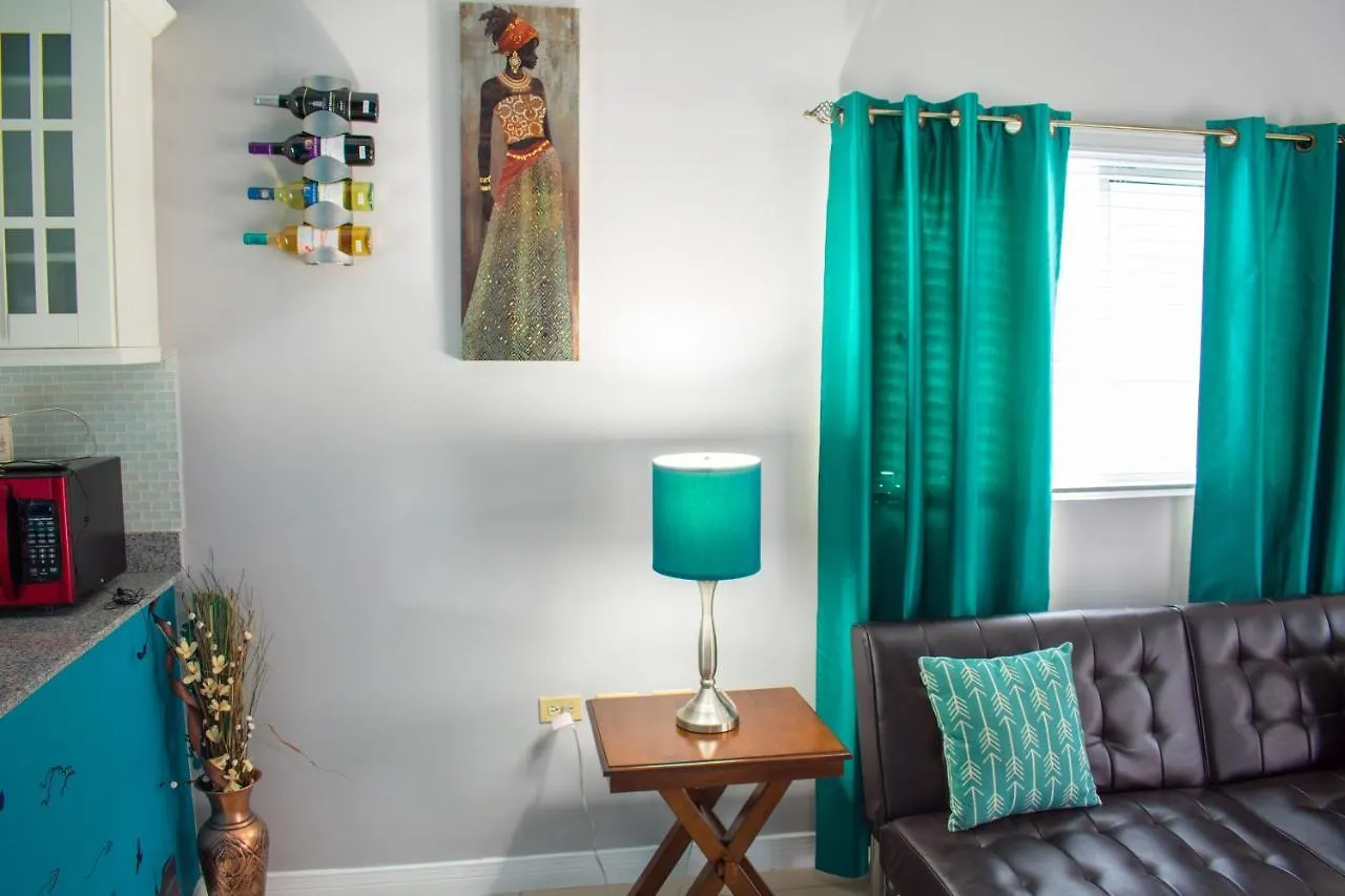 Casa Victoria Golf Retreat Apartment Ellis Caymanas